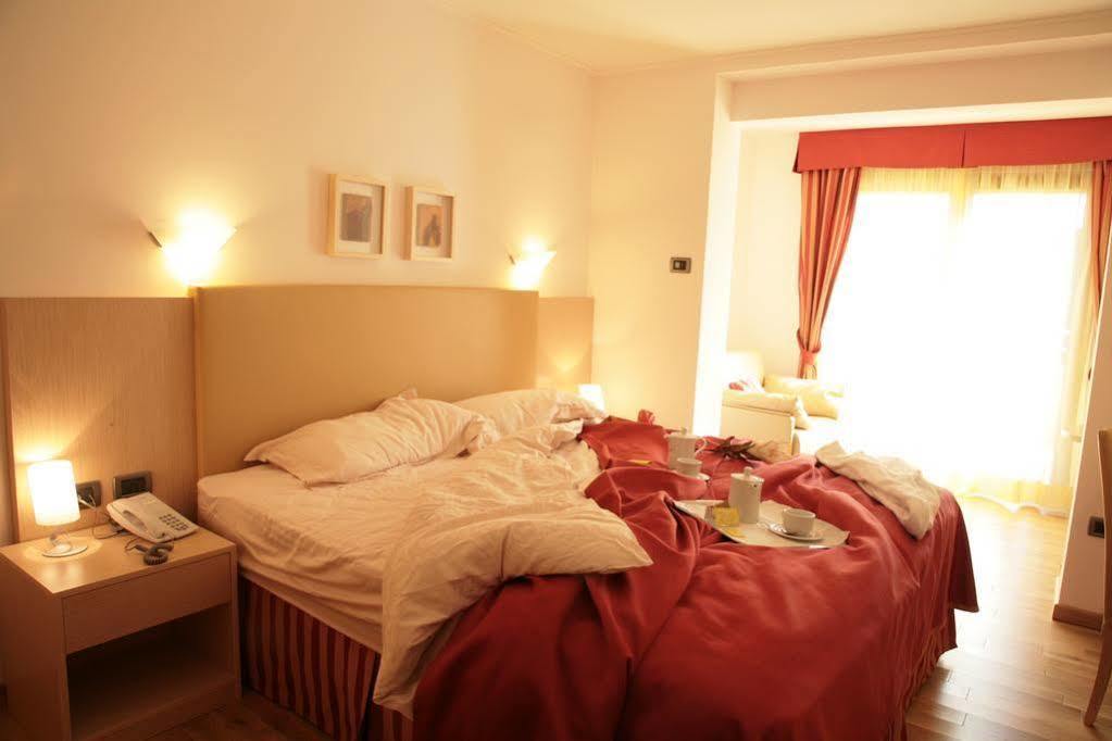 Vilola Bed & Breakfast Zambratija  Exterior photo